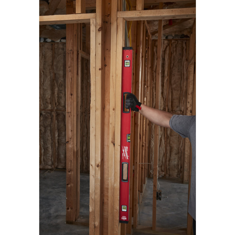Купити Рівень REDSTICK Backbone MILWAUKEE, 120см. Офіційний магазин Мілвокі Україна, фірмова гарантія з доставкою по Украіні