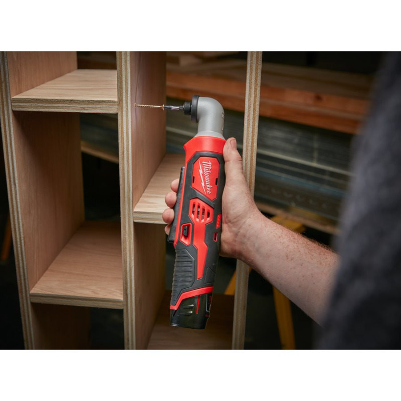 Купити Шуруповерт кутовий ударний акумуляторний 1/4'' HEX MILWAUKEE, M12 BRAID-0, 68Нм (каркас, картонне пакування). Офіційний магазин Мілвокі Україна, фірмова гарантія з доставкою по Украіні