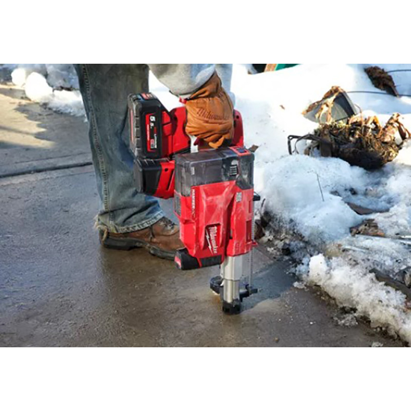 Купити Система видалення пилу для перфораторів акумуляторна MILWAUKEE, M12 UDEL-201B, L-клас (зарядний пристрій С12 С, 1 акумулятор М12 В2 2Аг, сумка). Офіційний магазин Мілвокі Україна, фірмова гарантія з доставкою по Украіні