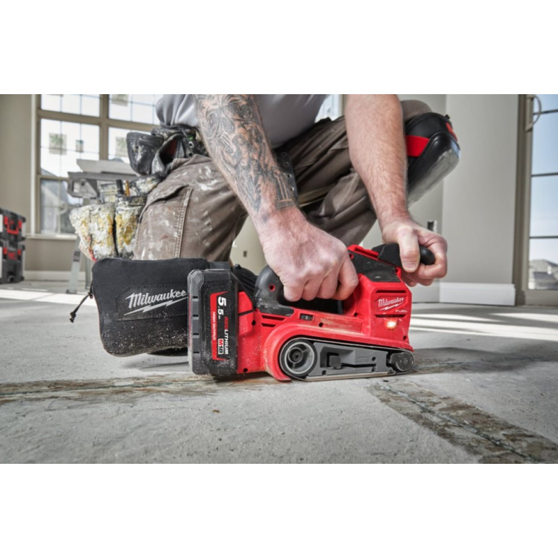 Купити Шліфмашина стрічкова акумуляторна безщіткова MILWAUKEE, M18 FBTS75-0 (каркас). Офіційний магазин Мілвокі Україна, фірмова гарантія з доставкою по Украіні