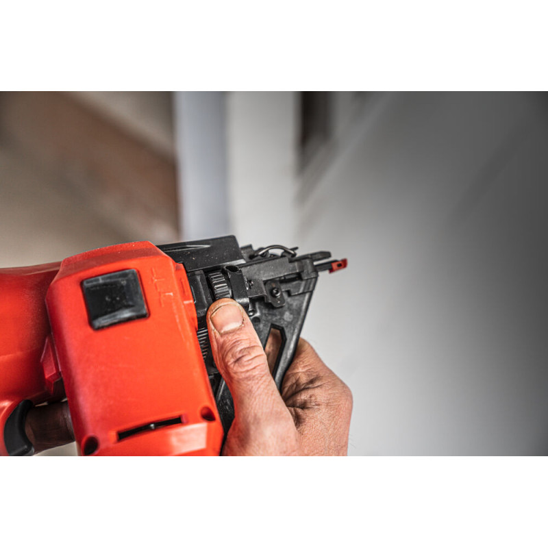 Купити Пістолет цвяхозабивний акумуляторний безщітковий MILWAUKEE, M18 FN16GA-0, 32-64мм (каркас, картонне пакування). Офіційний магазин Мілвокі Україна, фірмова гарантія з доставкою по Украіні