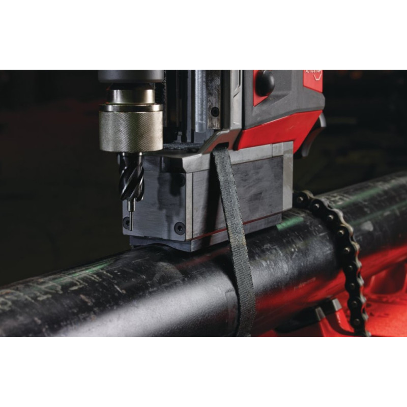 Купити Дриль на магнітній станині безщітковий акумуляторний MILWAUKEE, M18 FMDP-502C (зарядний пристрій М12-18 FC, 2 акумулятори М18 В5 5Аг, кейс). Офіційний магазин Мілвокі Україна, фірмова гарантія з доставкою по Украіні