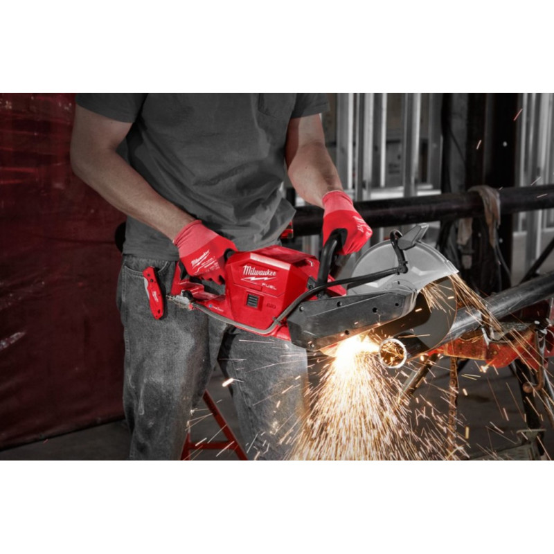 Купити Машина відрізна акумуляторна безщіткова MILWAUKEE, M18 FCOS230-121, діаметр 230мм (зарядний пристрій М12-18 FC, 1 акумулятор М18 НВ12 12Аг) (заміна на 4933499175). Офіційний магазин Мілвокі Україна, фірмова гарантія з доставкою по Украіні