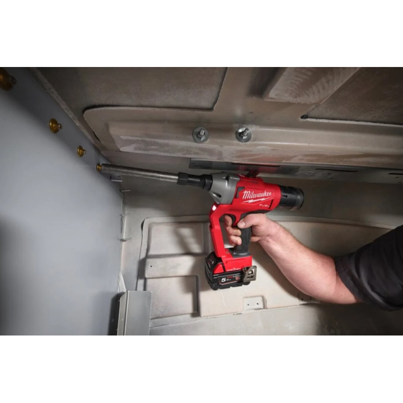 Купити Заклепочник акумуляторний для замкових болтів безщітковий MILWAUKEE M18 ONEFLT-0X, діаметр 4,8-6,4мм (каркас, кліпса на ремінь. HDкейс). Офіційний магазин Мілвокі Україна, фірмова гарантія з доставкою по Украіні