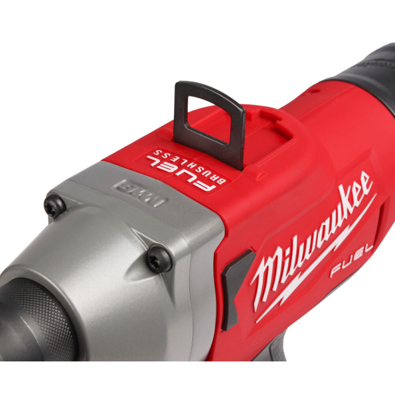 Купити Заклепочник акумуляторний для замкових болтів безщітковий MILWAUKEE, M18 ONEFLT-502X, діаметр заклепок 4,8-6,4мм (зарядний пристрій М12-18 FC,  2 акумулятори М18 В5 5Аг, HDкейс). Офіційний магазин Мілвокі Україна, фірмова гарантія з доставкою по Украіні