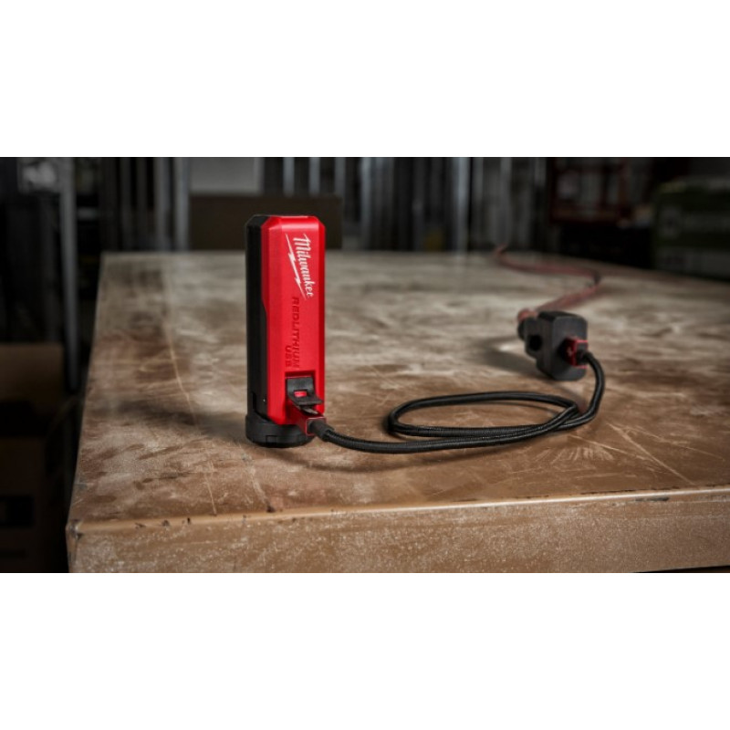 Купити Акумулятор Li-Ion Повербанк 2,1А PPS-301 с зарядним пристроєм USB L4 MILWAUKEE 4932493335. Офіційний магазин Мілвокі Україна, фірмова гарантія з доставкою по Украіні